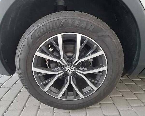 Белый Фольксваген Тигуан, объемом двигателя 2 л и пробегом 79 тыс. км за 17000 $, фото 6 на Automoto.ua