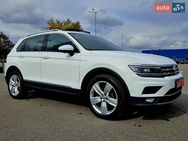 Білий Фольксваген Тігуан, об'ємом двигуна 2 л та пробігом 170 тис. км за 28500 $, фото 17 на Automoto.ua