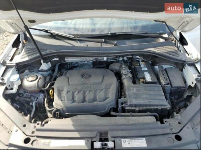Білий Фольксваген Тігуан, об'ємом двигуна 1.98 л та пробігом 145 тис. км за 14600 $, фото 11 на Automoto.ua