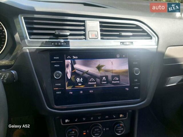 Білий Фольксваген Тігуан, об'ємом двигуна 1.98 л та пробігом 150 тис. км за 18300 $, фото 2 на Automoto.ua