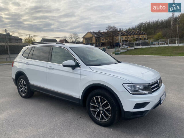 Білий Фольксваген Тігуан, об'ємом двигуна 1.98 л та пробігом 87 тис. км за 19300 $, фото 1 на Automoto.ua