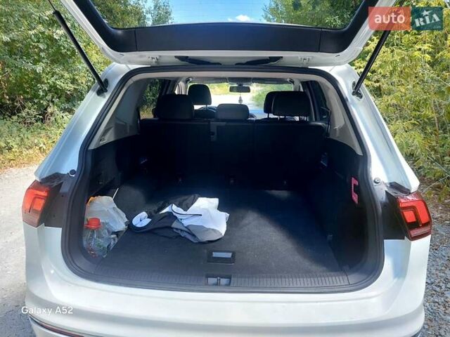 Білий Фольксваген Тігуан, об'ємом двигуна 1.98 л та пробігом 150 тис. км за 18300 $, фото 26 на Automoto.ua