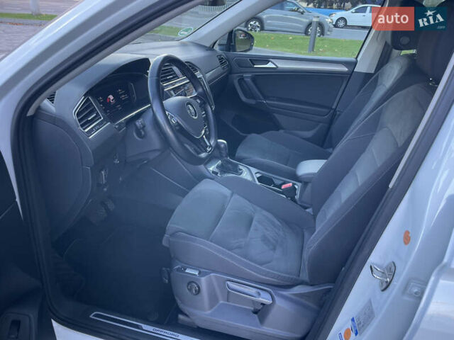 Белый Фольксваген Тигуан, объемом двигателя 1.98 л и пробегом 186 тыс. км за 27500 $, фото 25 на Automoto.ua