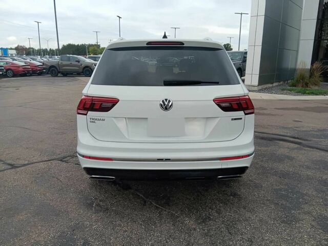 Белый Фольксваген Тигуан, объемом двигателя 2 л и пробегом 43 тыс. км за 14200 $, фото 5 на Automoto.ua