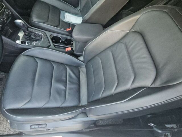 Белый Фольксваген Тигуан, объемом двигателя 2 л и пробегом 43 тыс. км за 19900 $, фото 14 на Automoto.ua