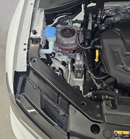 Белый Фольксваген Тигуан, объемом двигателя 1.98 л и пробегом 187 тыс. км за 21900 $, фото 42 на Automoto.ua