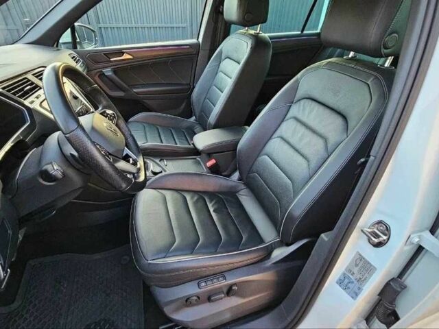 Белый Фольксваген Тигуан, объемом двигателя 2 л и пробегом 85 тыс. км за 26000 $, фото 6 на Automoto.ua