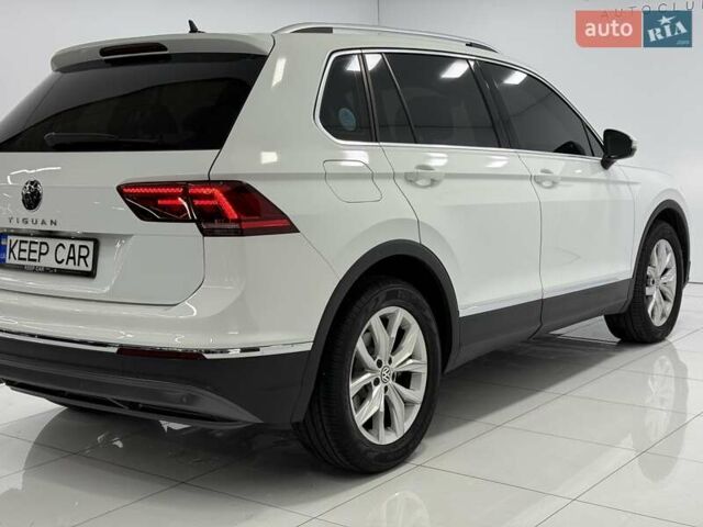 Білий Фольксваген Тігуан, об'ємом двигуна 1.97 л та пробігом 40 тис. км за 31500 $, фото 15 на Automoto.ua
