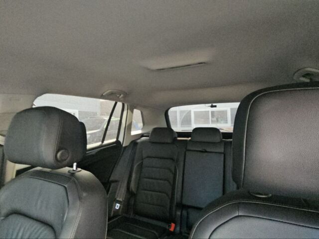 Белый Фольксваген Тигуан, объемом двигателя 2 л и пробегом 43 тыс. км за 19900 $, фото 17 на Automoto.ua