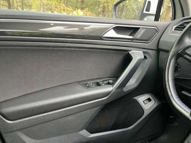 Белый Фольксваген Тигуан, объемом двигателя 2 л и пробегом 85 тыс. км за 10800 $, фото 12 на Automoto.ua