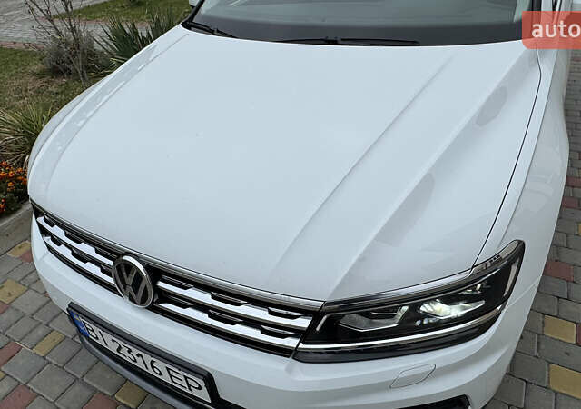 Білий Фольксваген Тігуан, об'ємом двигуна 1.97 л та пробігом 100 тис. км за 28500 $, фото 4 на Automoto.ua