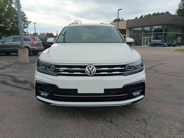 Белый Фольксваген Тигуан, объемом двигателя 2 л и пробегом 43 тыс. км за 14200 $, фото 1 на Automoto.ua