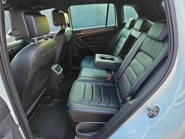 Белый Фольксваген Тигуан, объемом двигателя 2 л и пробегом 85 тыс. км за 26000 $, фото 10 на Automoto.ua