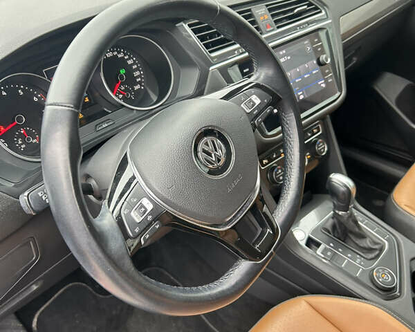 Белый Фольксваген Тигуан, объемом двигателя 0 л и пробегом 82 тыс. км за 21500 $, фото 15 на Automoto.ua