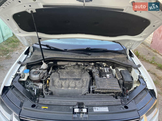 Білий Фольксваген Тігуан, об'ємом двигуна 0 л та пробігом 93 тис. км за 21500 $, фото 15 на Automoto.ua