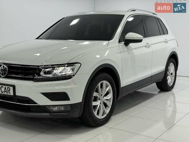 Білий Фольксваген Тігуан, об'ємом двигуна 1.97 л та пробігом 40 тис. км за 31500 $, фото 8 на Automoto.ua