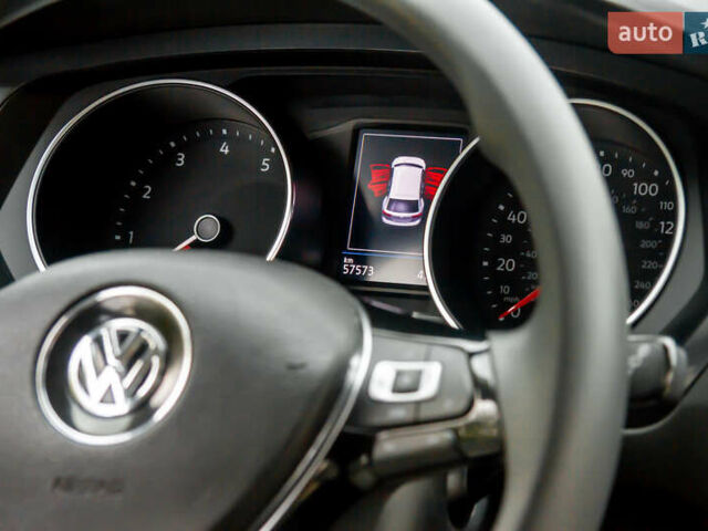 Белый Фольксваген Тигуан, объемом двигателя 1.98 л и пробегом 57 тыс. км за 18900 $, фото 9 на Automoto.ua