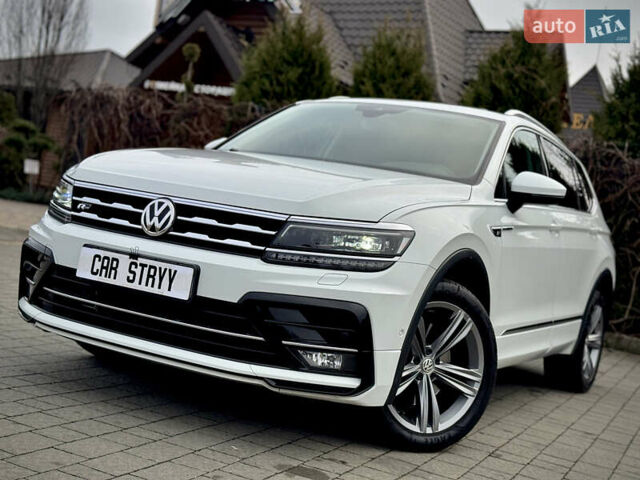 Білий Фольксваген Тігуан, об'ємом двигуна 2 л та пробігом 186 тис. км за 29999 $, фото 21 на Automoto.ua