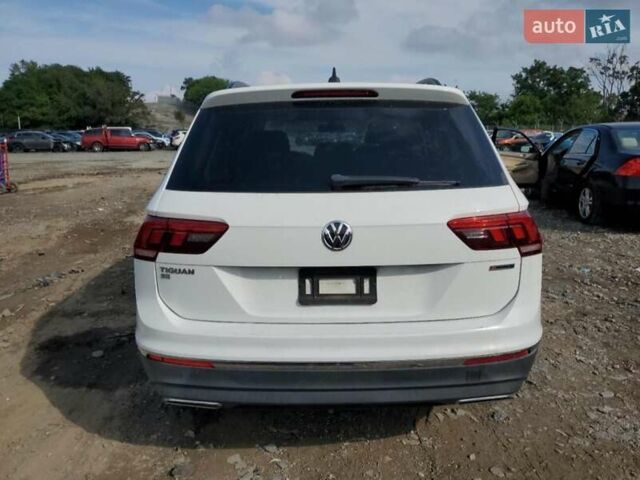 Білий Фольксваген Тігуан, об'ємом двигуна 1.98 л та пробігом 145 тис. км за 14600 $, фото 5 на Automoto.ua
