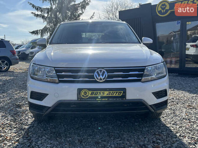 Белый Фольксваген Тигуан, объемом двигателя 1.98 л и пробегом 51 тыс. км за 21000 $, фото 1 на Automoto.ua