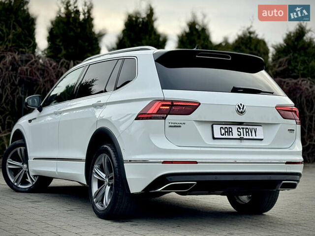 Білий Фольксваген Тігуан, об'ємом двигуна 2 л та пробігом 186 тис. км за 29999 $, фото 10 на Automoto.ua