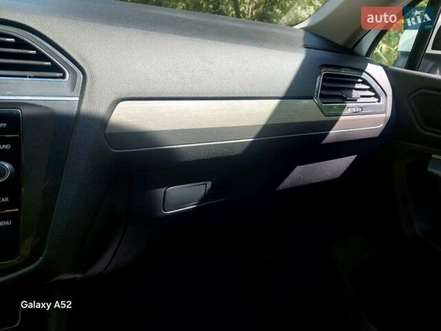 Білий Фольксваген Тігуан, об'ємом двигуна 1.98 л та пробігом 150 тис. км за 18300 $, фото 8 на Automoto.ua