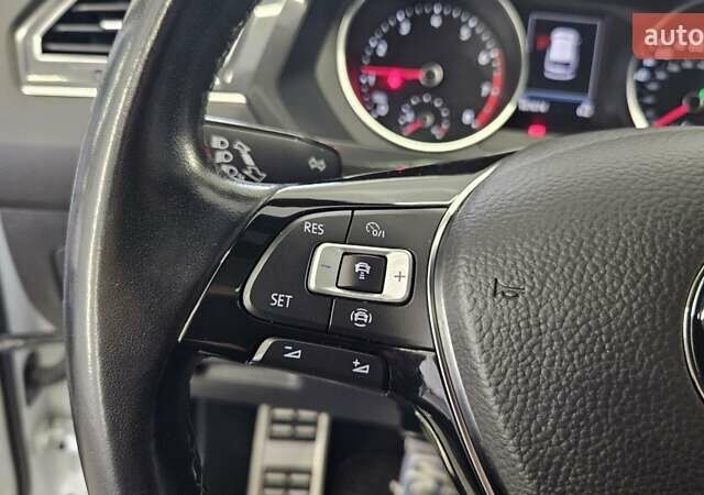 Белый Фольксваген Тигуан, объемом двигателя 1.98 л и пробегом 187 тыс. км за 21900 $, фото 18 на Automoto.ua