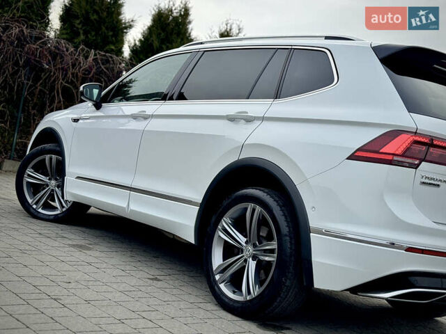 Білий Фольксваген Тігуан, об'ємом двигуна 2 л та пробігом 186 тис. км за 29999 $, фото 11 на Automoto.ua