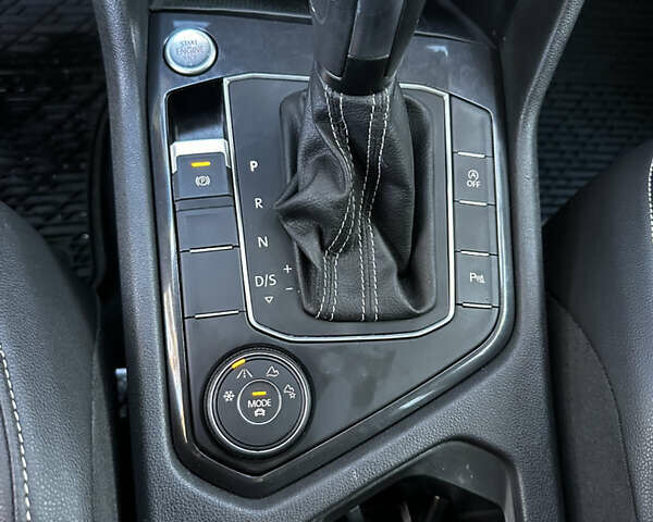 Белый Фольксваген Тигуан, объемом двигателя 1.98 л и пробегом 72 тыс. км за 23000 $, фото 1 на Automoto.ua