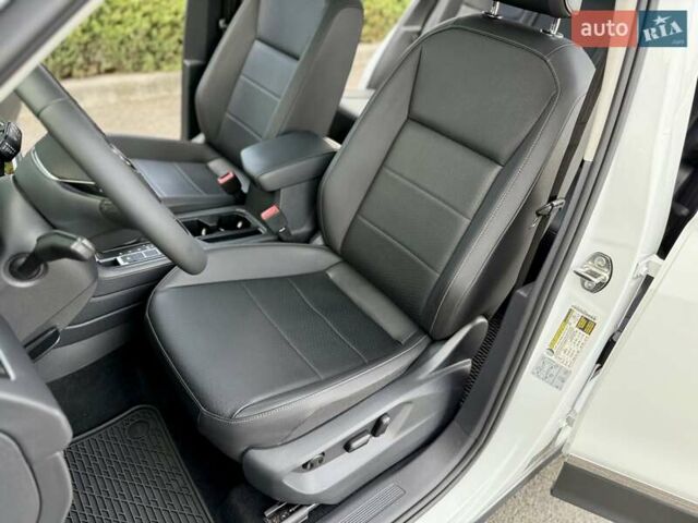 Белый Фольксваген Тигуан, объемом двигателя 1.98 л и пробегом 55 тыс. км за 21800 $, фото 8 на Automoto.ua