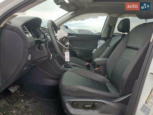 Белый Фольксваген Тигуан, объемом двигателя 2 л и пробегом 76 тыс. км за 14900 $, фото 12 на Automoto.ua