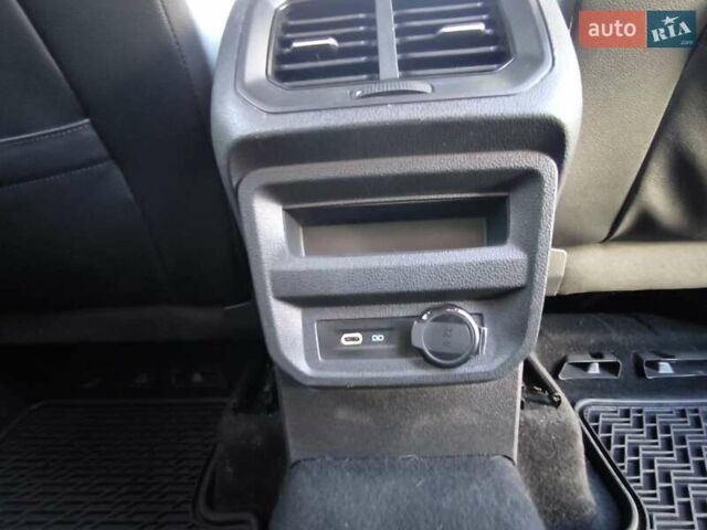 Білий Фольксваген Тігуан, об'ємом двигуна 2 л та пробігом 123 тис. км за 27500 $, фото 76 на Automoto.ua