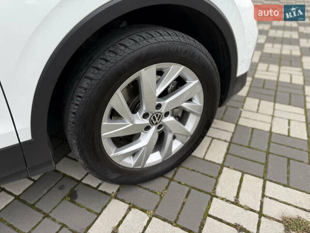 Білий Фольксваген Тігуан, об'ємом двигуна 2 л та пробігом 191 тис. км за 29200 $, фото 18 на Automoto.ua