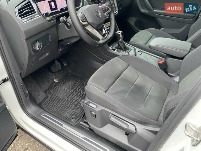 Білий Фольксваген Тігуан, об'ємом двигуна 1.98 л та пробігом 10 тис. км за 35500 $, фото 17 на Automoto.ua