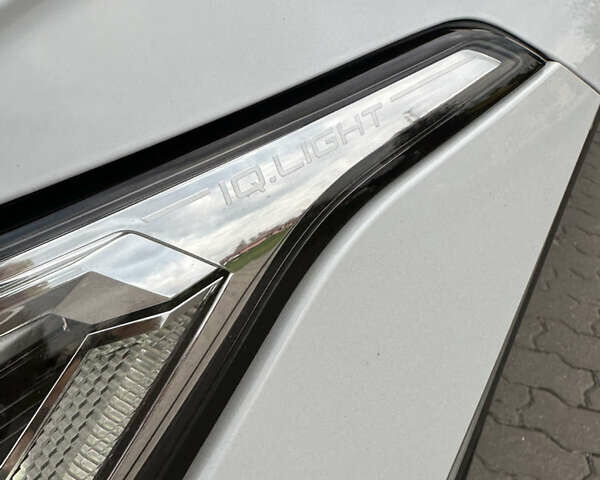 Белый Фольксваген Тигуан, объемом двигателя 2 л и пробегом 132 тыс. км за 27750 $, фото 80 на Automoto.ua