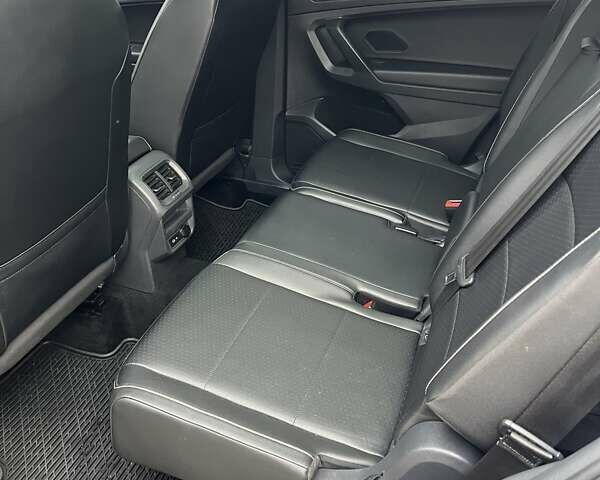 Білий Фольксваген Тігуан, об'ємом двигуна 1.98 л та пробігом 113 тис. км за 25500 $, фото 59 на Automoto.ua