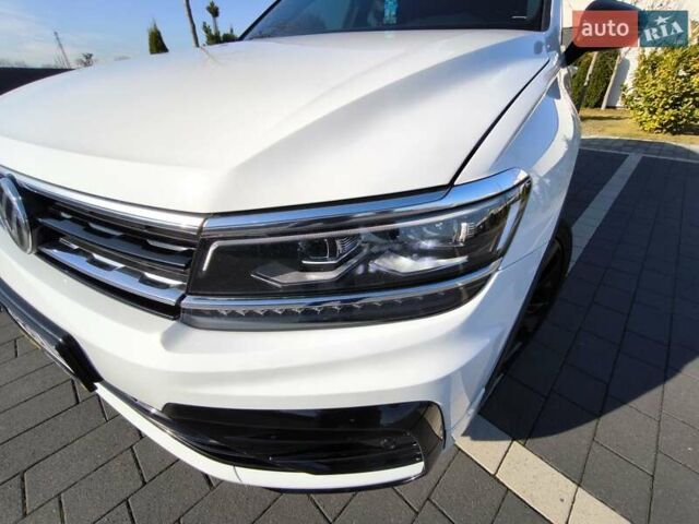 Білий Фольксваген Тігуан, об'ємом двигуна 2 л та пробігом 123 тис. км за 27500 $, фото 67 на Automoto.ua