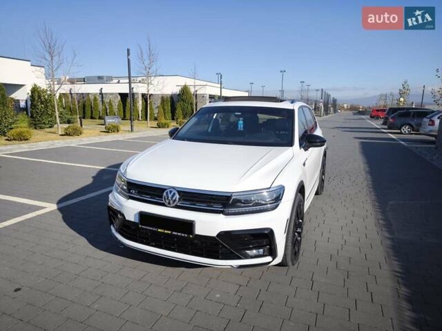 Білий Фольксваген Тігуан, об'ємом двигуна 2 л та пробігом 123 тис. км за 27500 $, фото 65 на Automoto.ua