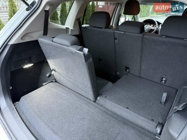 Белый Фольксваген Тигуан, объемом двигателя 2 л и пробегом 67 тыс. км за 21300 $, фото 8 на Automoto.ua