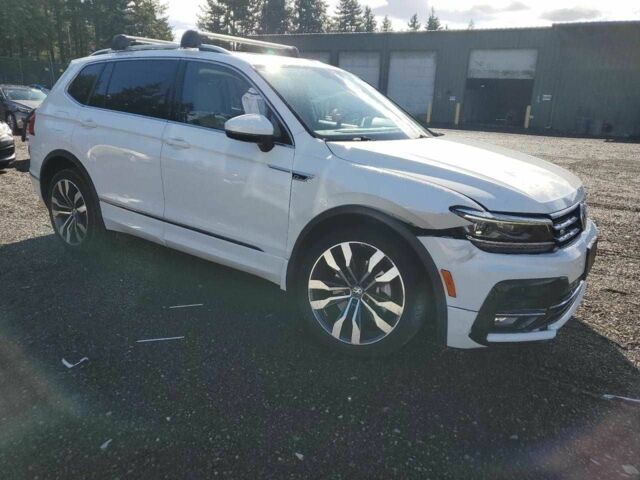 Білий Фольксваген Тігуан, об'ємом двигуна 2 л та пробігом 50 тис. км за 7000 $, фото 3 на Automoto.ua