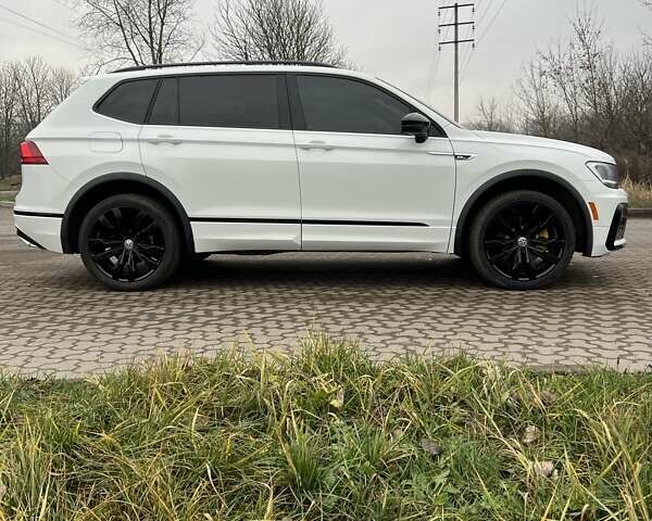 Білий Фольксваген Тігуан, об'ємом двигуна 1.98 л та пробігом 113 тис. км за 25500 $, фото 9 на Automoto.ua