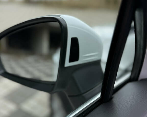 Білий Фольксваген Тігуан, об'ємом двигуна 2 л та пробігом 191 тис. км за 29200 $, фото 28 на Automoto.ua