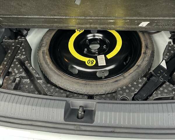 Білий Фольксваген Тігуан, об'ємом двигуна 1.98 л та пробігом 113 тис. км за 25500 $, фото 85 на Automoto.ua