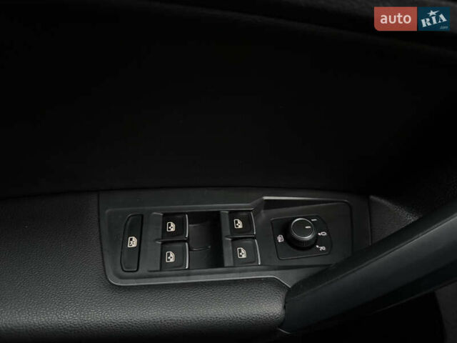 Білий Фольксваген Тігуан, об'ємом двигуна 2 л та пробігом 103 тис. км за 21000 $, фото 17 на Automoto.ua