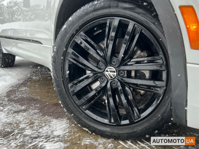 Білий Фольксваген Тігуан, об'ємом двигуна 2 л та пробігом 54 тис. км за 32700 $, фото 24 на Automoto.ua