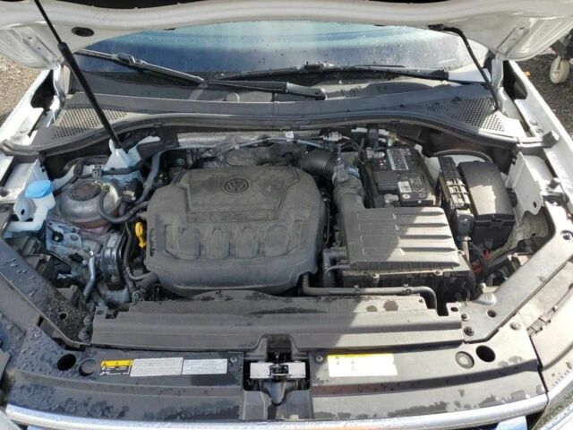 Білий Фольксваген Тігуан, об'ємом двигуна 2 л та пробігом 50 тис. км за 7000 $, фото 11 на Automoto.ua