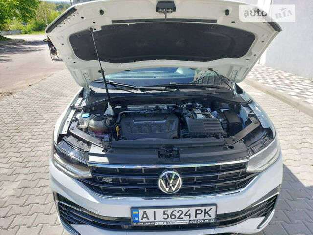 Белый Фольксваген Тигуан, объемом двигателя 1.98 л и пробегом 43 тыс. км за 27999 $, фото 5 на Automoto.ua