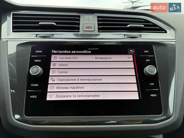 Білий Фольксваген Тігуан, об'ємом двигуна 1.97 л та пробігом 78 тис. км за 36000 $, фото 30 на Automoto.ua