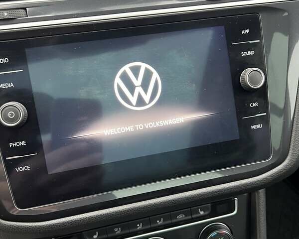 Білий Фольксваген Тігуан, об'ємом двигуна 1.98 л та пробігом 113 тис. км за 25500 $, фото 47 на Automoto.ua