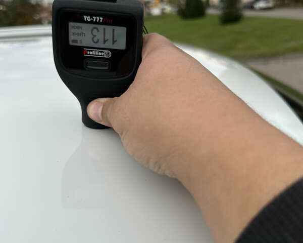 Белый Фольксваген Тигуан, объемом двигателя 2 л и пробегом 132 тыс. км за 27750 $, фото 134 на Automoto.ua